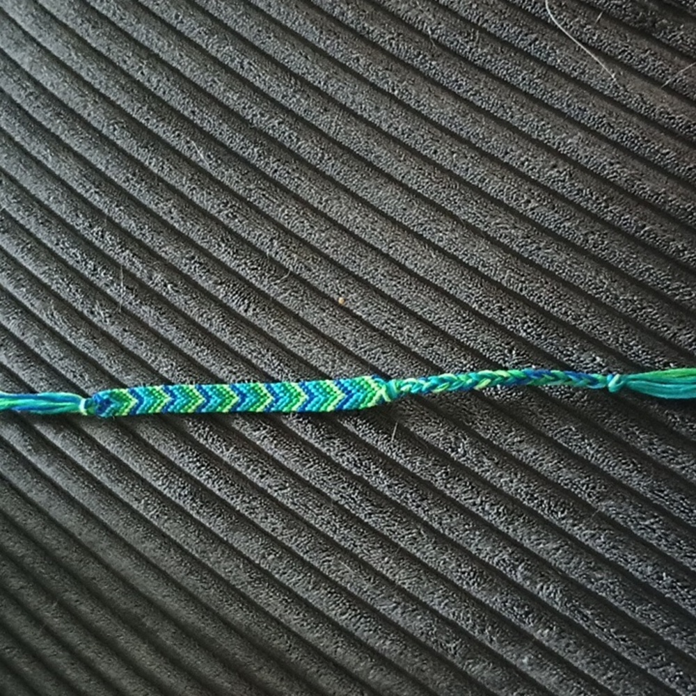 V-shape handmade bracelet